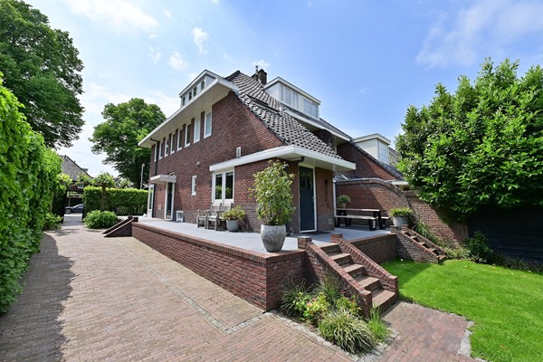 Medium property photo - Rembrandtlaan 45, 1412 JN Naarden