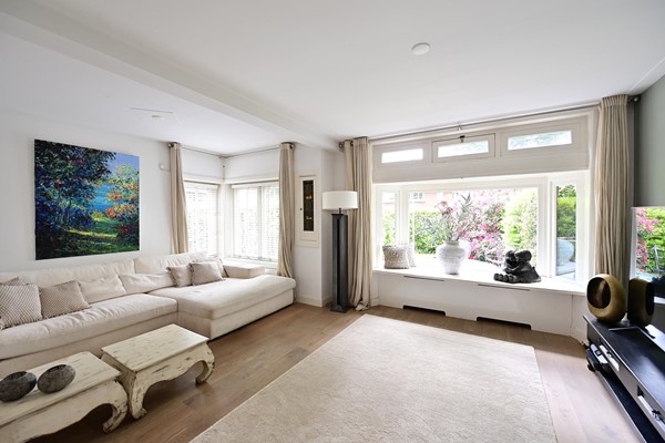 Medium property photo - Rembrandtlaan 45, 1412 JN Naarden