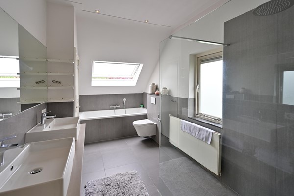 Medium property photo - Rembrandtlaan 45, 1412 JN Naarden