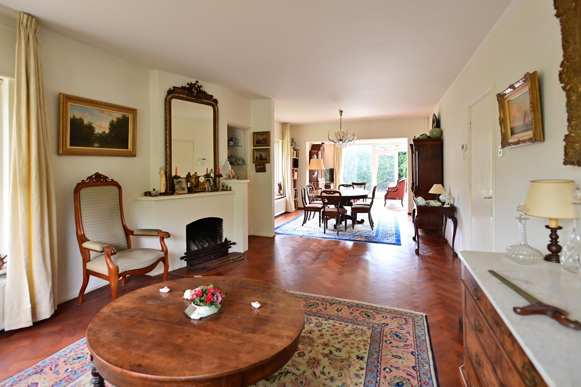Hoekwoning te koop: Van Ostadelaan 26, Naarden