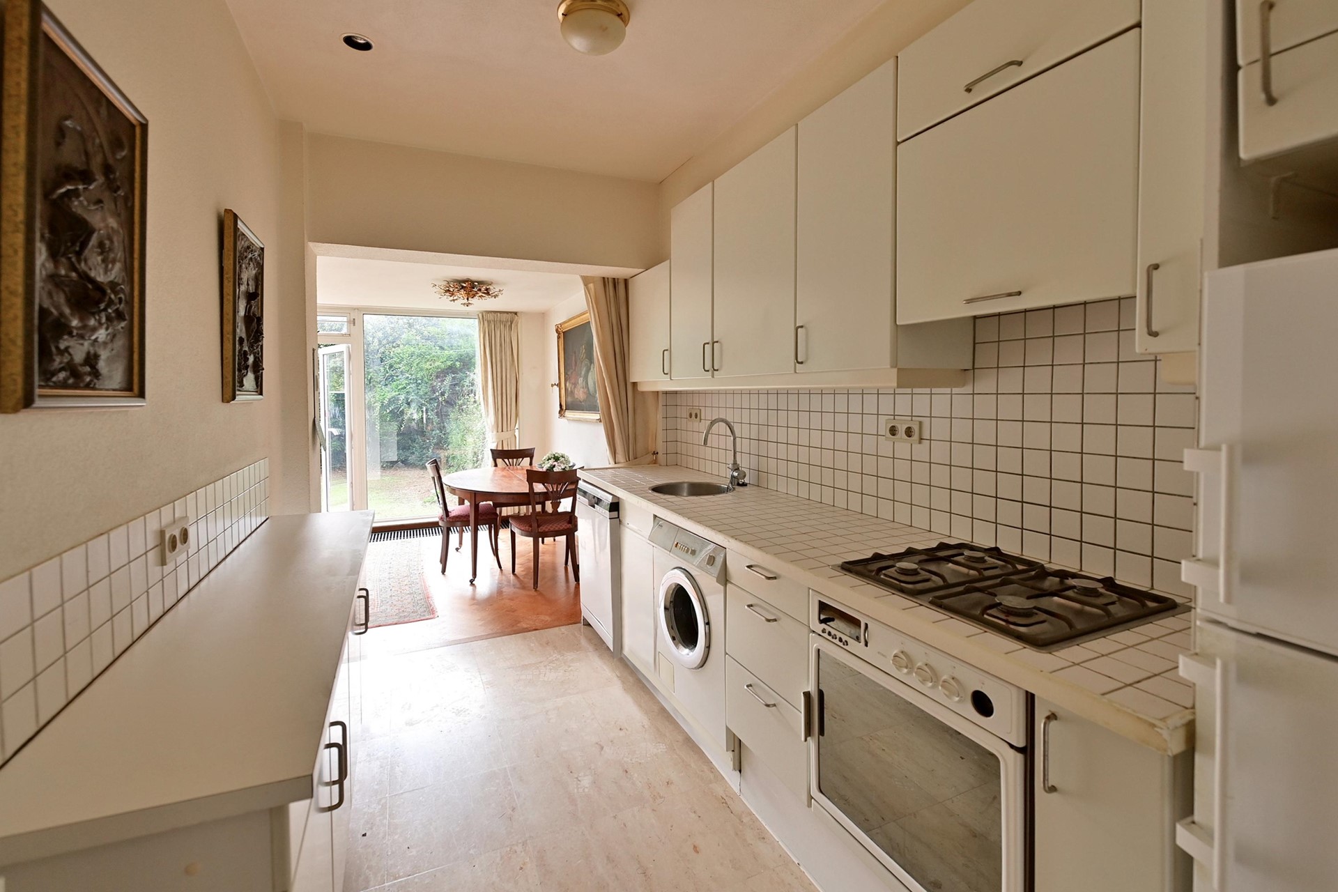 Hoekwoning te koop: Van Ostadelaan 26, Naarden