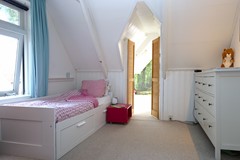 slaapkamer voor boven.JPG