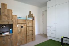 slaapkamer voor beneden.JPG