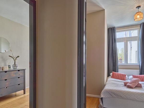 Medium property photo - Albert Cuypstraat 143-3, 1072 CS Amsterdam