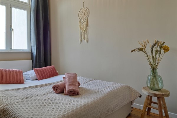 Medium property photo - Albert Cuypstraat 143-3, 1072 CS Amsterdam