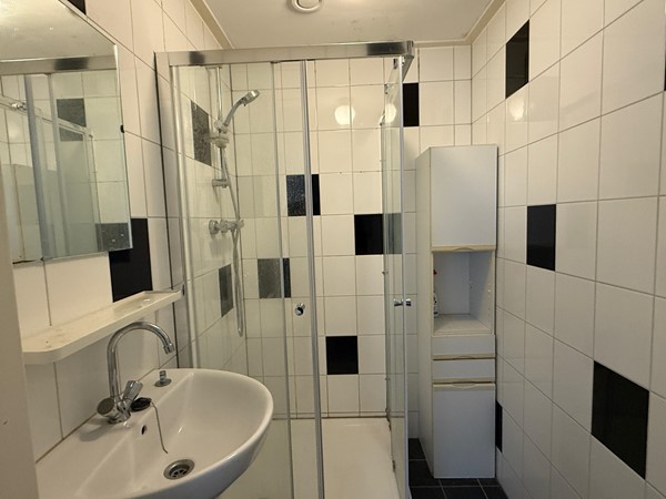 Medium property photo - Ubbo Emmiusstraat 13A, 9711 CA Groningen