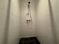 c2b6ead2-982a-4df2-bdf4-2f9d7e298f87.jpg