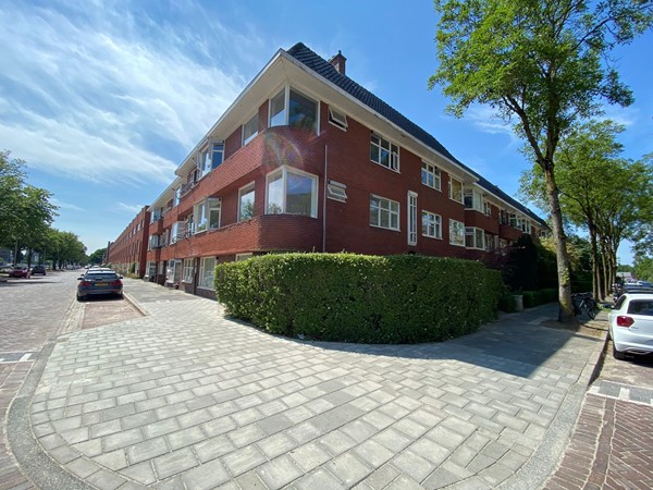 Mooi en licht appartement met twee slaapkamers, photo 1