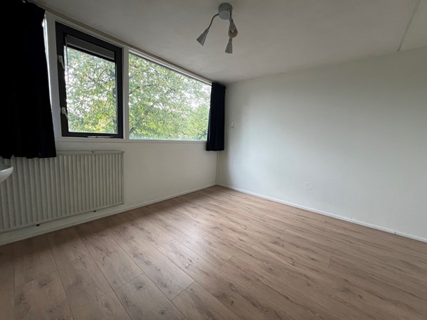 Tussenwoning te huur: Edelsteenlaan 65, Groningen