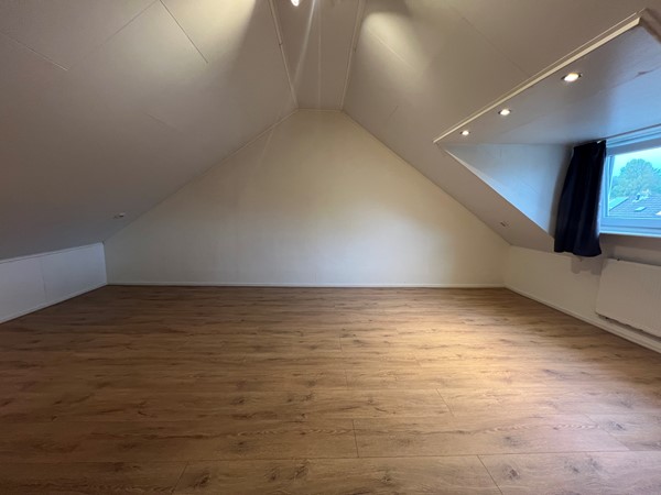Tussenwoning te huur: Edelsteenlaan 65, Groningen