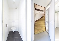 23a. Tweeluik toilet en overloop.jpg