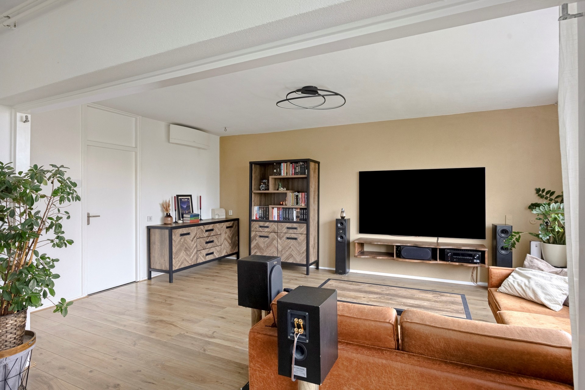 Appartement te koop: Schubertplantsoen 34, Voorschoten