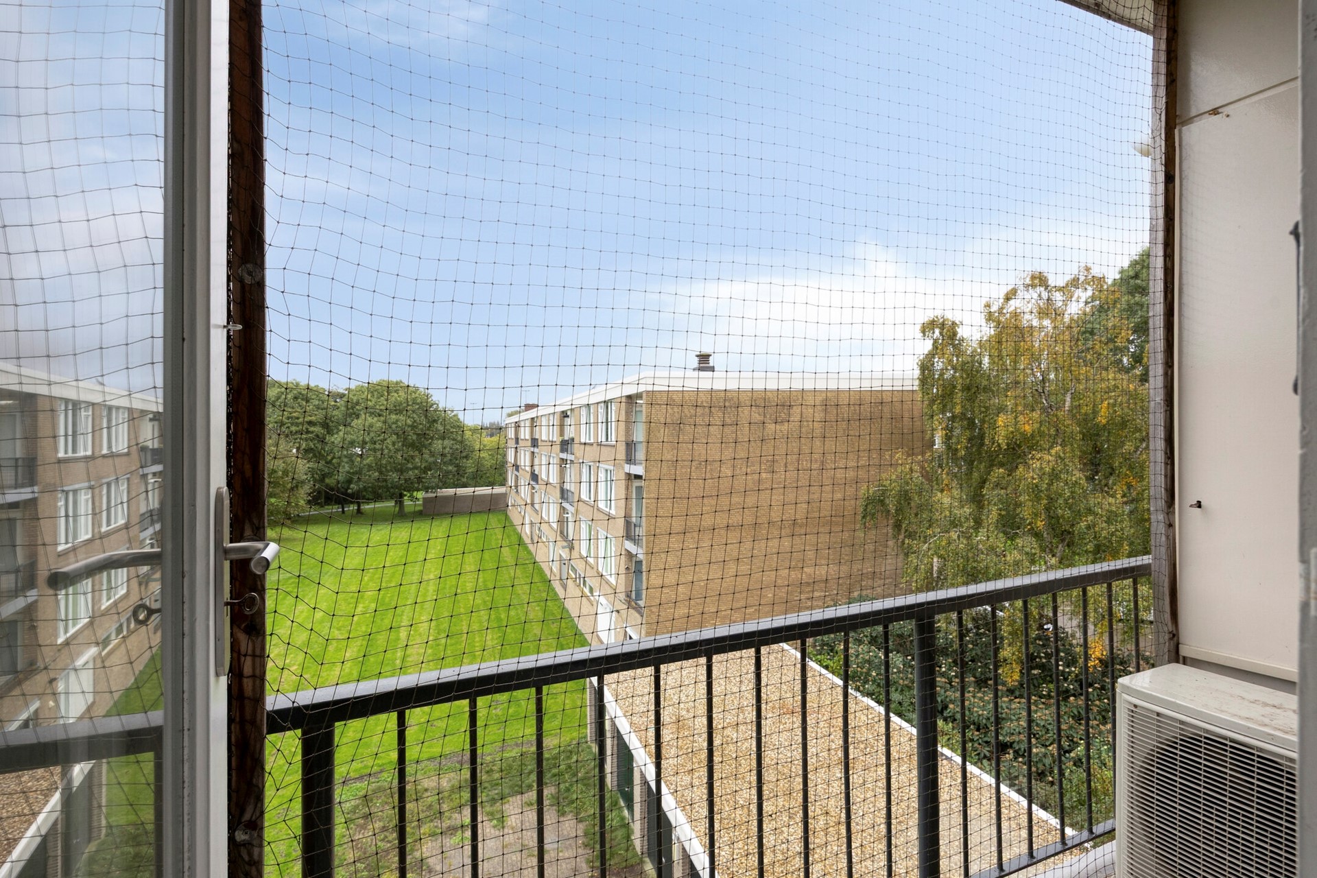 Appartement te koop: Schubertplantsoen 34, Voorschoten