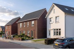 Te koop: Deze stijlvolle twee-onder-een-kapwoning in het nieuwbouwproject Zonnendael te Slek-Echt biedt een perfecte balans tussen ruimte, comfort en betaalbare luxe. 