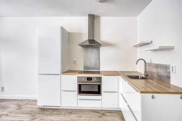 Medium property photo - Kastelenplein 143, 5653 LT Eindhoven