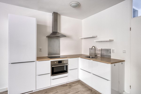 Medium property photo - Kastelenplein 143, 5653 LT Eindhoven