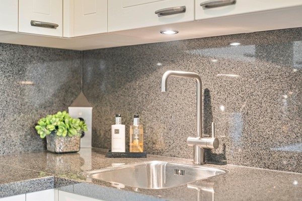 Medium property photo - Kanaalboulevard 76, 5705 KR Helmond