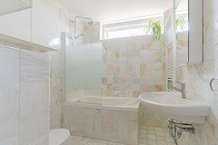 Nieuw in verkoop: Bertha Von Suttnerstraat 9, 2037 LE Haarlem