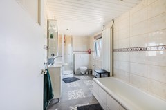 Koop: Pastoor Gielenstraat 18, 1614 LM Lutjebroek