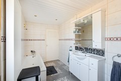 Koop: Pastoor Gielenstraat 18, 1614 LM Lutjebroek