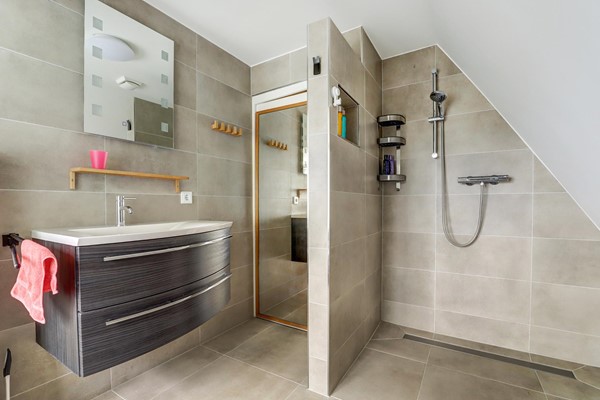 Medium property photo - Minister Loudonlaan 53, 7521 BB Enschede