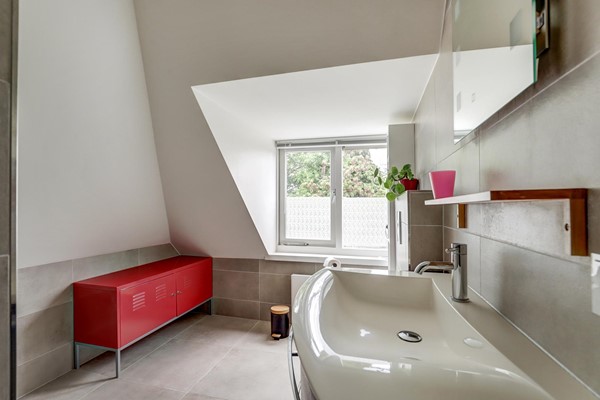 Medium property photo - Minister Loudonlaan 53, 7521 BB Enschede