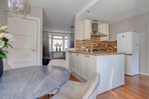 Medium property photo - Van Riebeekstraat 94, 7535 ZL Enschede