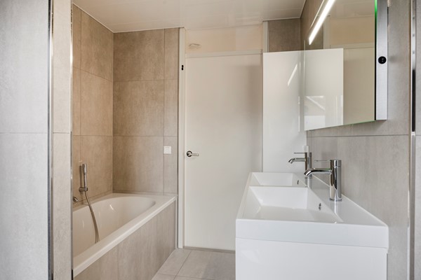 Foto - Te koop: Margaretha Roosenboomlaan 53, 7545 RX Enschede