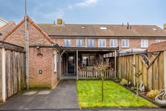 J.J. van Deinselaan 133, 7541 BG Enschede 