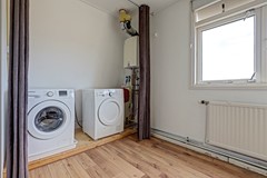 Onder bod: Dr. Plesmanstraat 28, 3331 KH Zwijndrecht