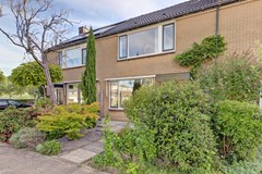Tussenwoning te koop: Abraham Kuypersingel 4, Zwijndrecht