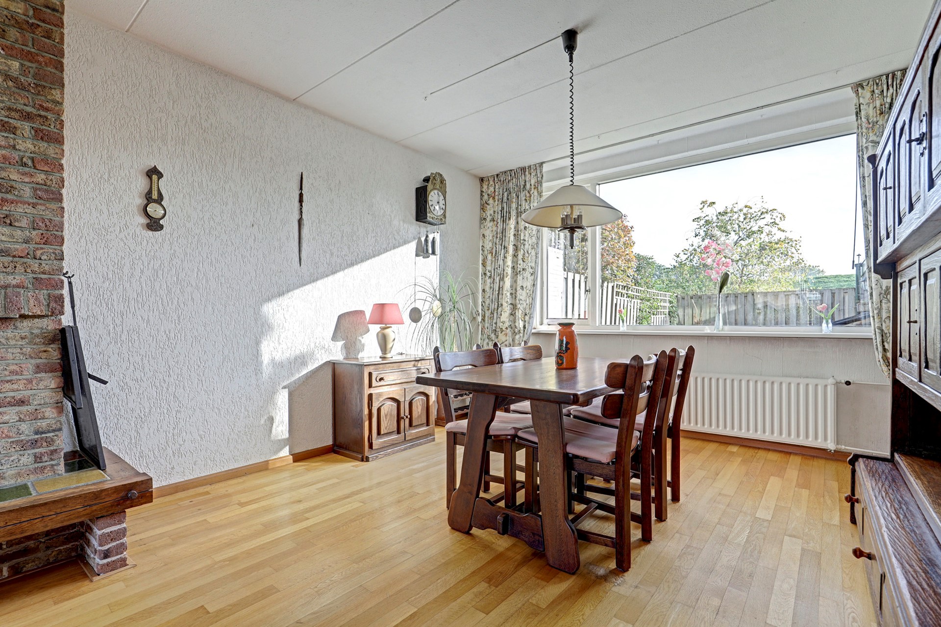 Tussenwoning te koop: Abraham Kuypersingel 4, Zwijndrecht