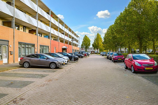 Verkocht onder voorbehoud: Passiebloemweg 63, 1338TT Almere