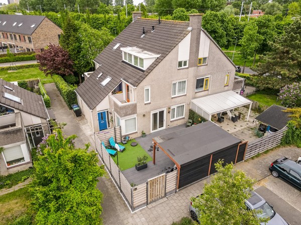 Medium property photo - Bleyenbeekstraat 21, 1333 XB Almere