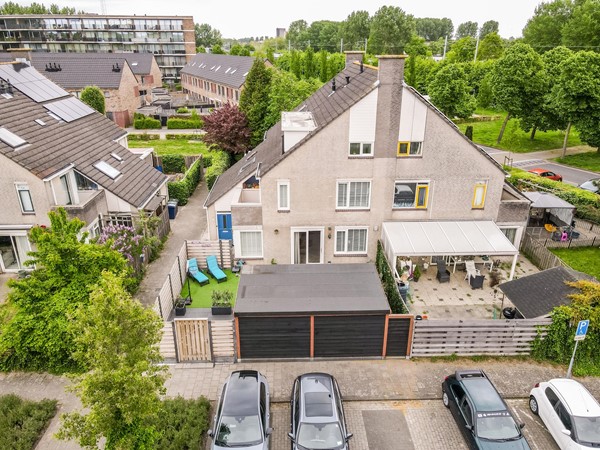 Medium property photo - Bleyenbeekstraat 21, 1333 XB Almere
