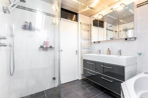Medium property photo - Brunssumstraat 16, 1324 MJ Almere