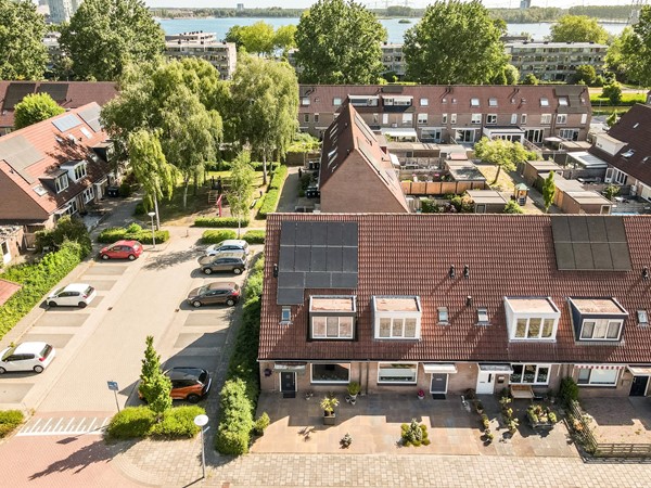 Medium property photo - Brunssumstraat 16, 1324 MJ Almere
