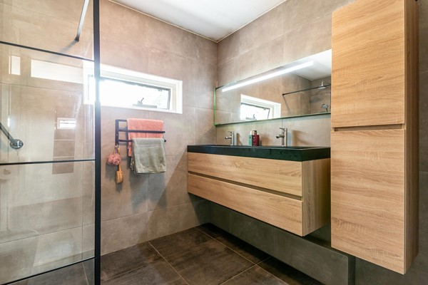 Medium property photo - Hendrik Werkmanstraat 150, 1328 DR Almere