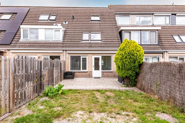 Medium property photo - P.J.H. Cuypersstraat 24, 1333 PB Almere