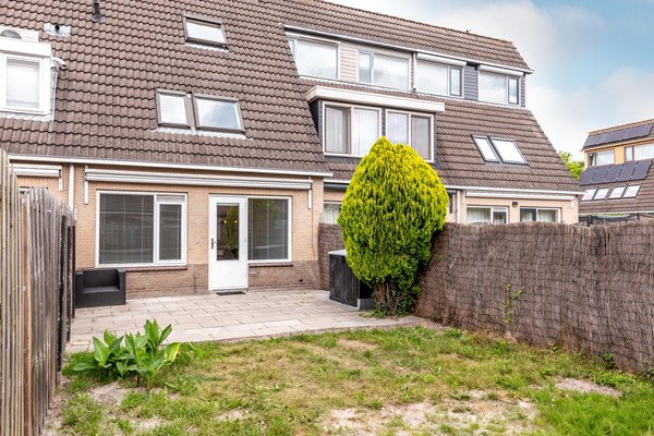Medium property photo - P.J.H. Cuypersstraat 24, 1333 PB Almere