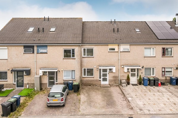 Medium property photo - P.J.H. Cuypersstraat 24, 1333 PB Almere