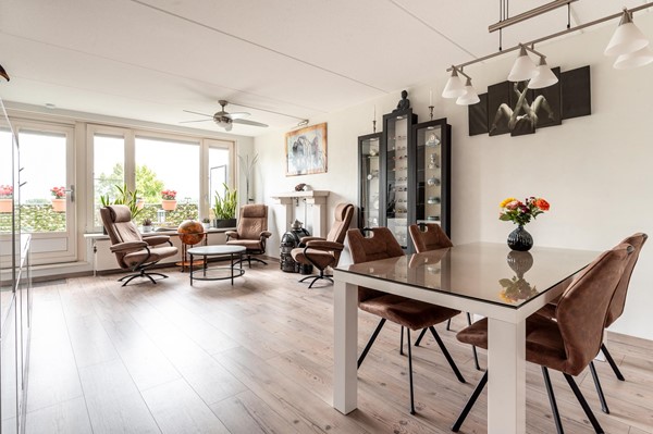 Medium property photo - Urkwal 35, 1324 HN Almere