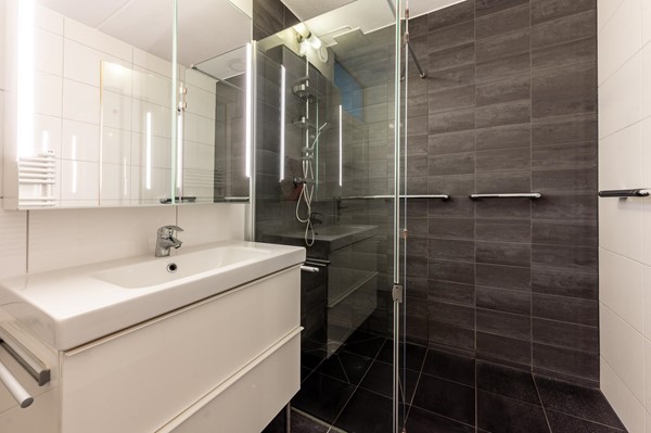 Medium property photo - Urkwal 35, 1324 HN Almere