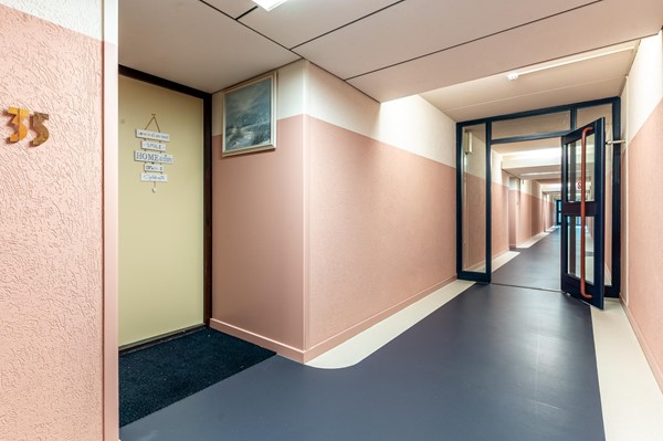 Medium property photo - Urkwal 35, 1324 HN Almere