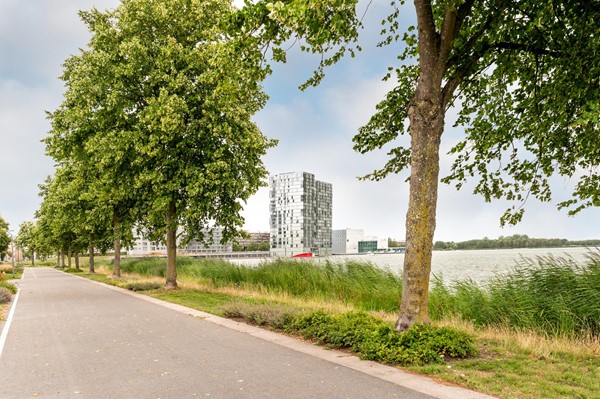 Medium property photo - Urkwal 35, 1324 HN Almere