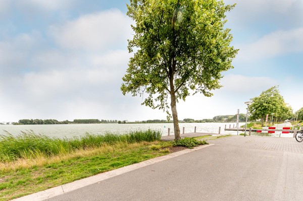 Medium property photo - Urkwal 35, 1324 HN Almere