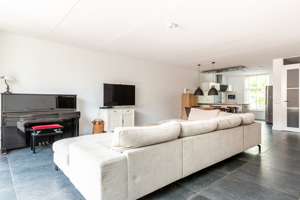 Medium property photo - Kamerlingh Onnesstraat 53, 1341 BX Almere