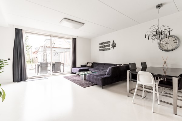 Medium property photo - Marie Curiestraat 32, 1341 BM Almere