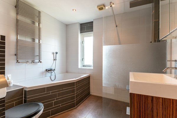 Medium property photo - Fagotstraat 68, 1312 LC Almere