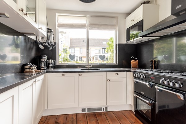 Medium property photo - Heerenbeekplantsoen 6, 1333 XG Almere
